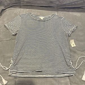 In great condition, never worn, still has tag